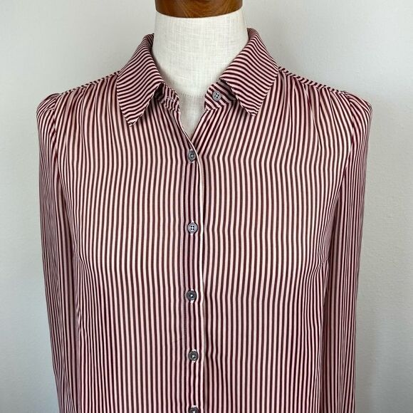 ModCloth Be Buzzworthy Striped Button-Up Top - Picture 4 of 7